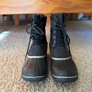 Sorel Black and Tan Women’s Lace-Up Boots
